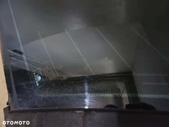 SZYBA KAROSERYJNA PRAWY TYŁ MERCEDES W203 KOMBI NR242 - 4