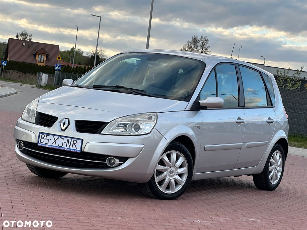 Renault Scenic 2.0 16V Dynamique - 1
