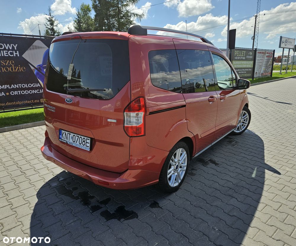Ford Tourneo Courier 1.0 EcoBoost S&S Trend - 11