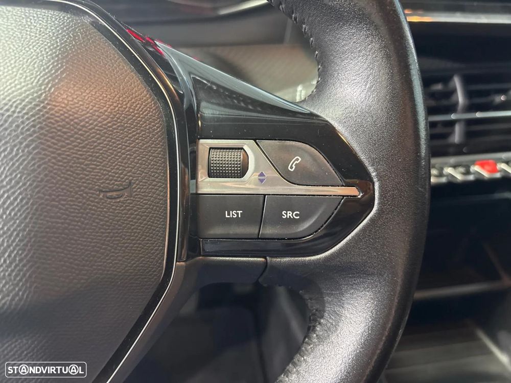 Peugeot 2008 1.2 PureTech Active - 22