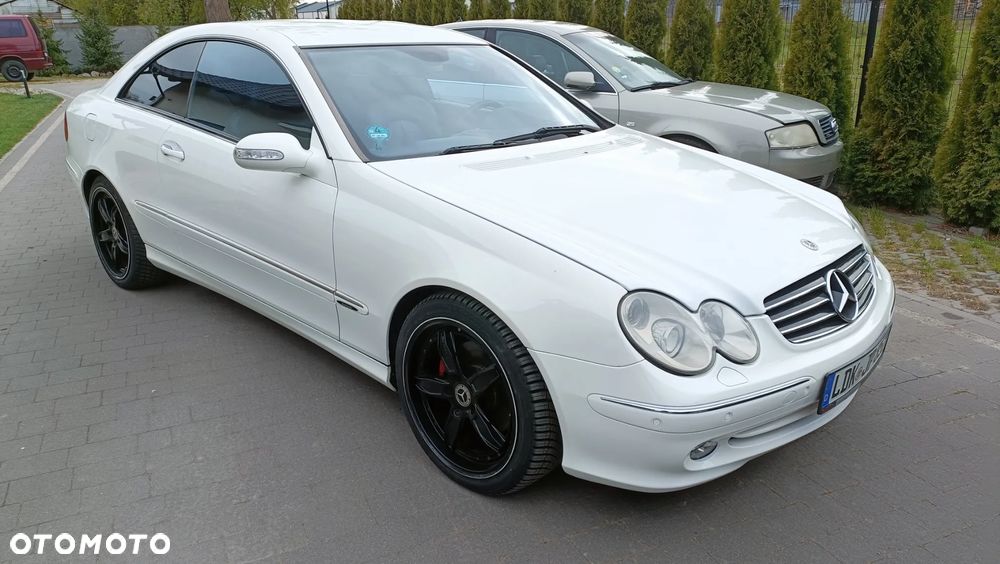 Mercedes-Benz CLK - 3