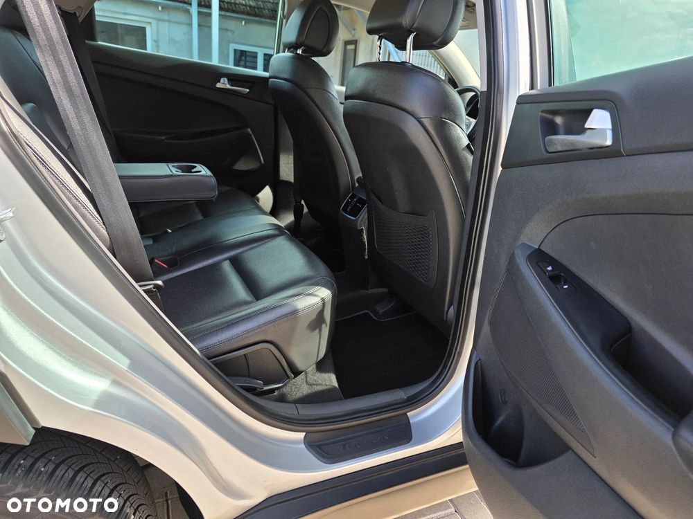 Hyundai Tucson blue 1.7 CRDi 2WD Passion Plus - 28