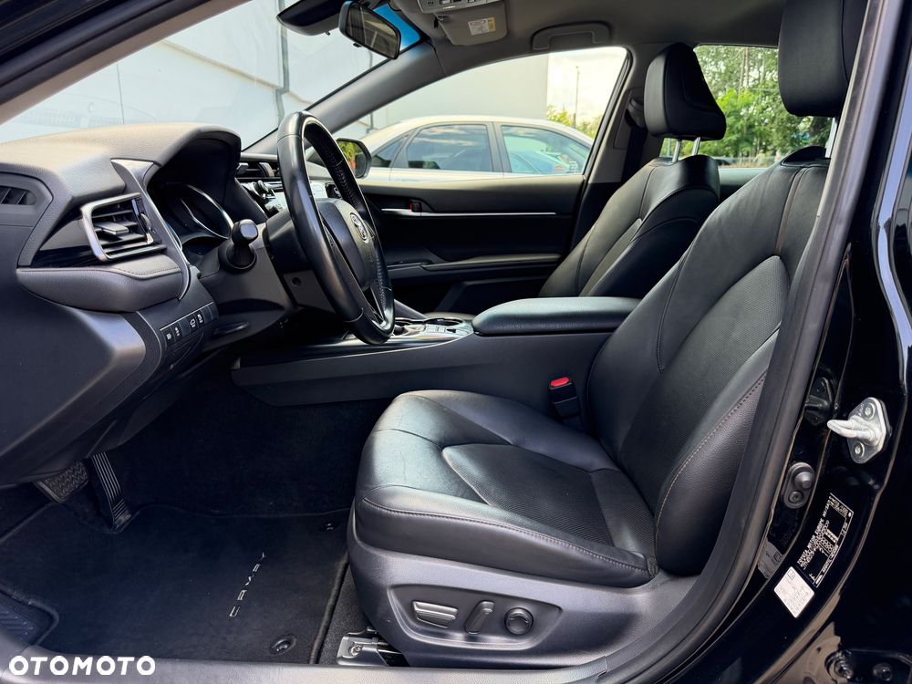 Toyota Camry 2.5 Hybrid Prestige CVT - 8