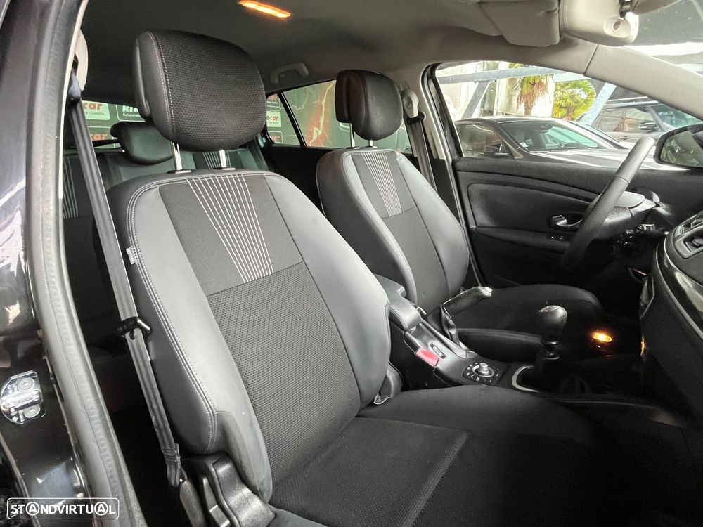 Renault Mégane Sport Tourer 1.5 dCi Comfort SS - 44