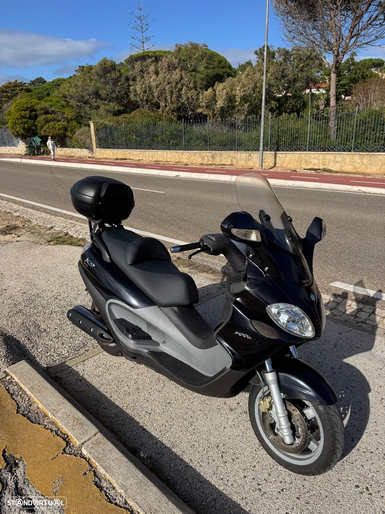 Piaggio XEvo X9 Evolution 500 - 5