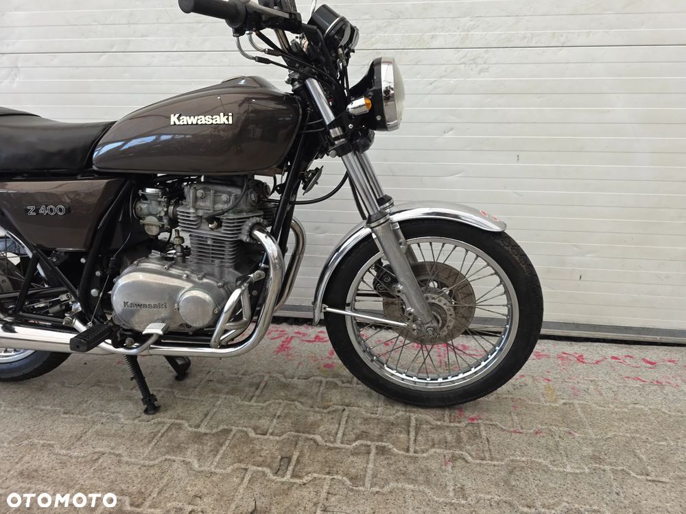 Kawasaki Z - 12