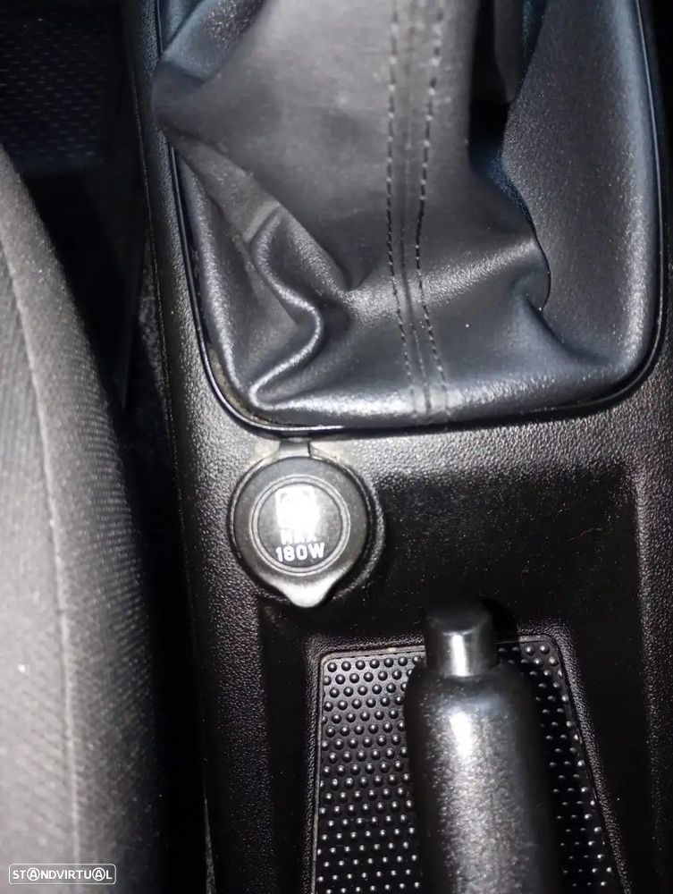 Fiat Punto 1.3 M-Jet Easy S&S - 21
