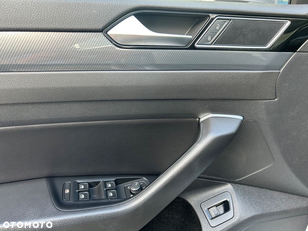 Volkswagen Arteon 2.0 TSI R-Line DSG - 17