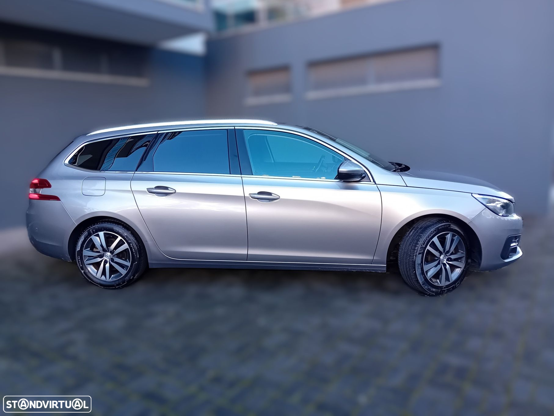 Peugeot 308 SW 1.2 PureTech Allure EAT6 - 9