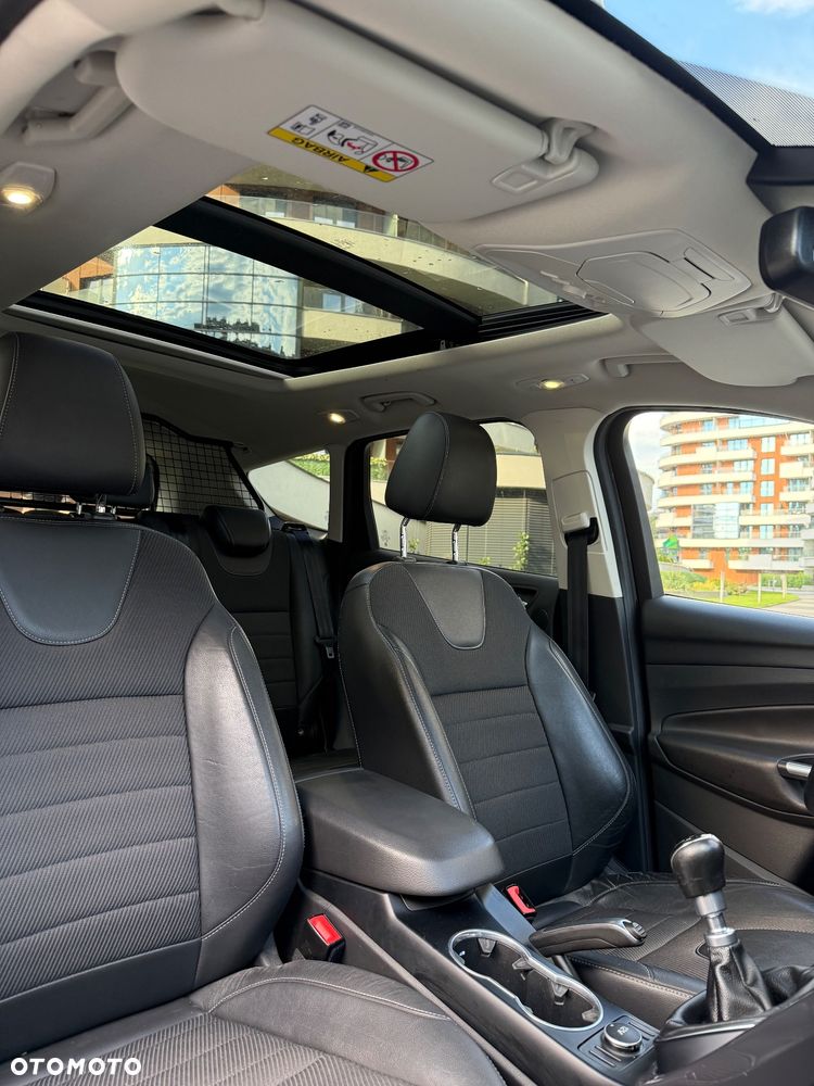 Ford Kuga 2.0 TDCi 4WD Titanium - 17