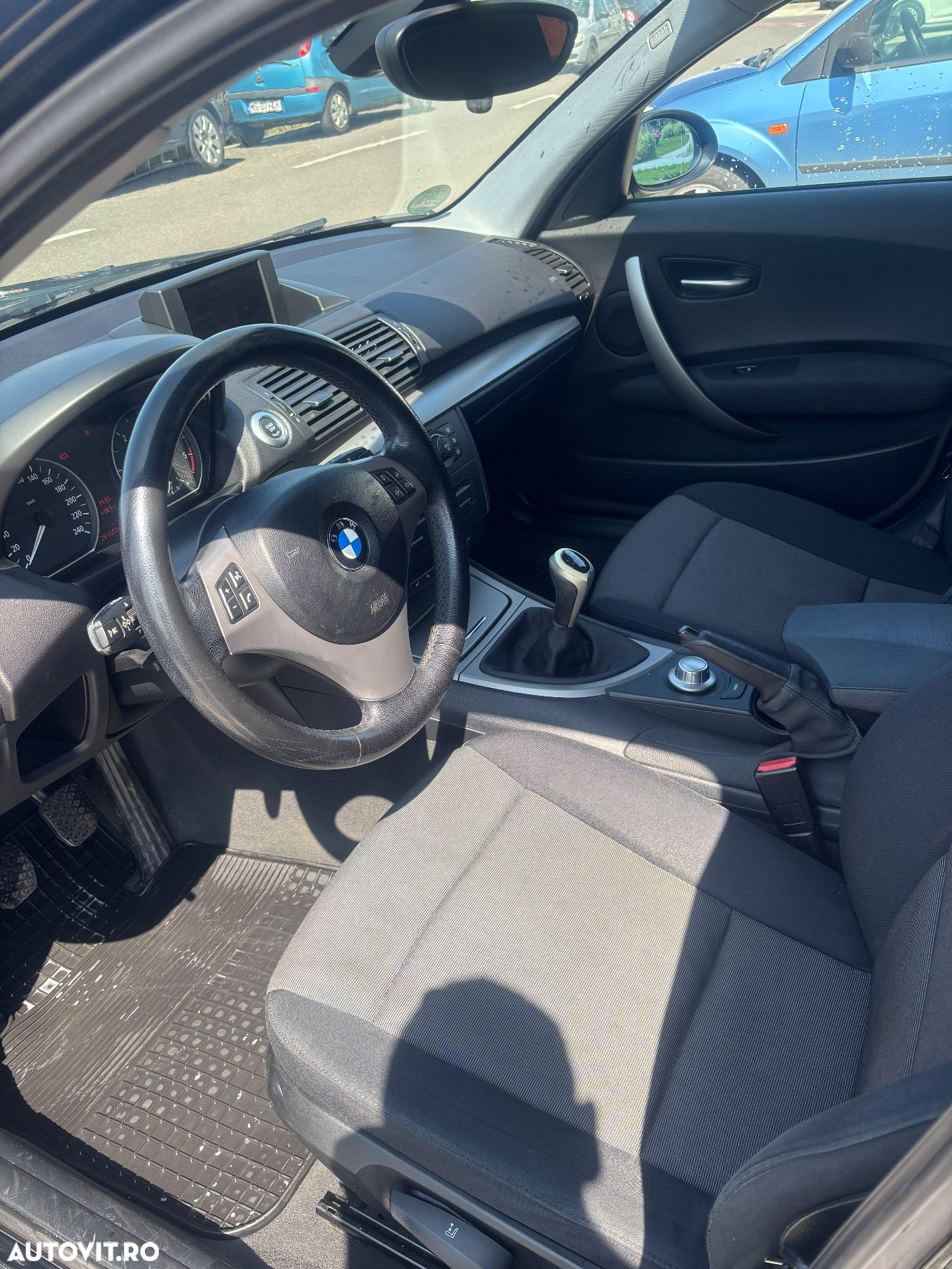 BMW Seria 1 118d - 8