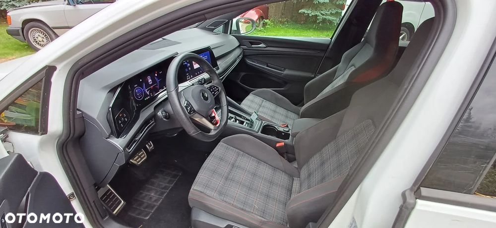 Volkswagen Golf VIII 2.0 TSI GTI DSG - 10