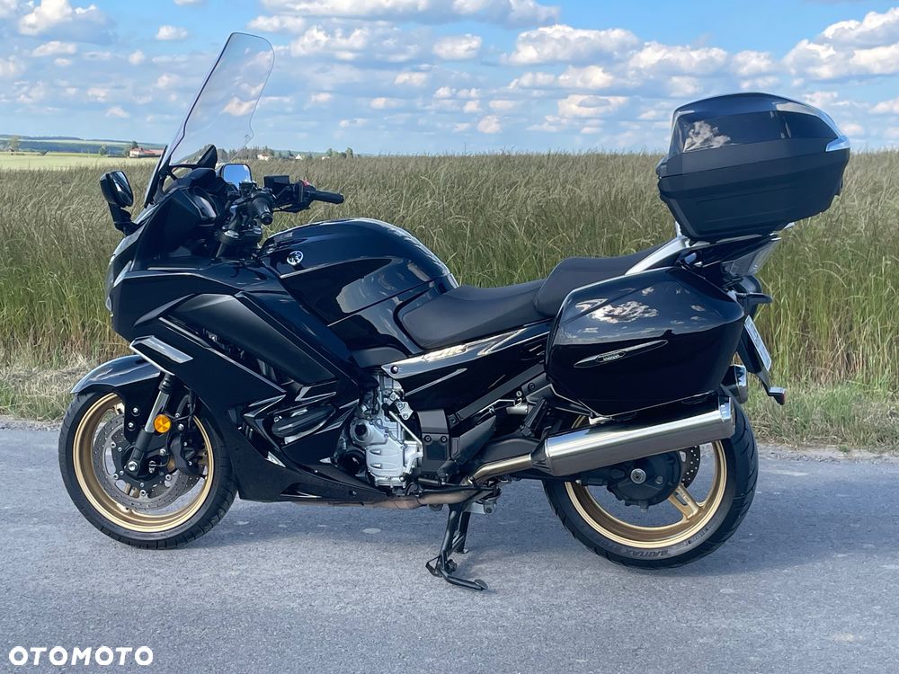 Yamaha FJR - 3