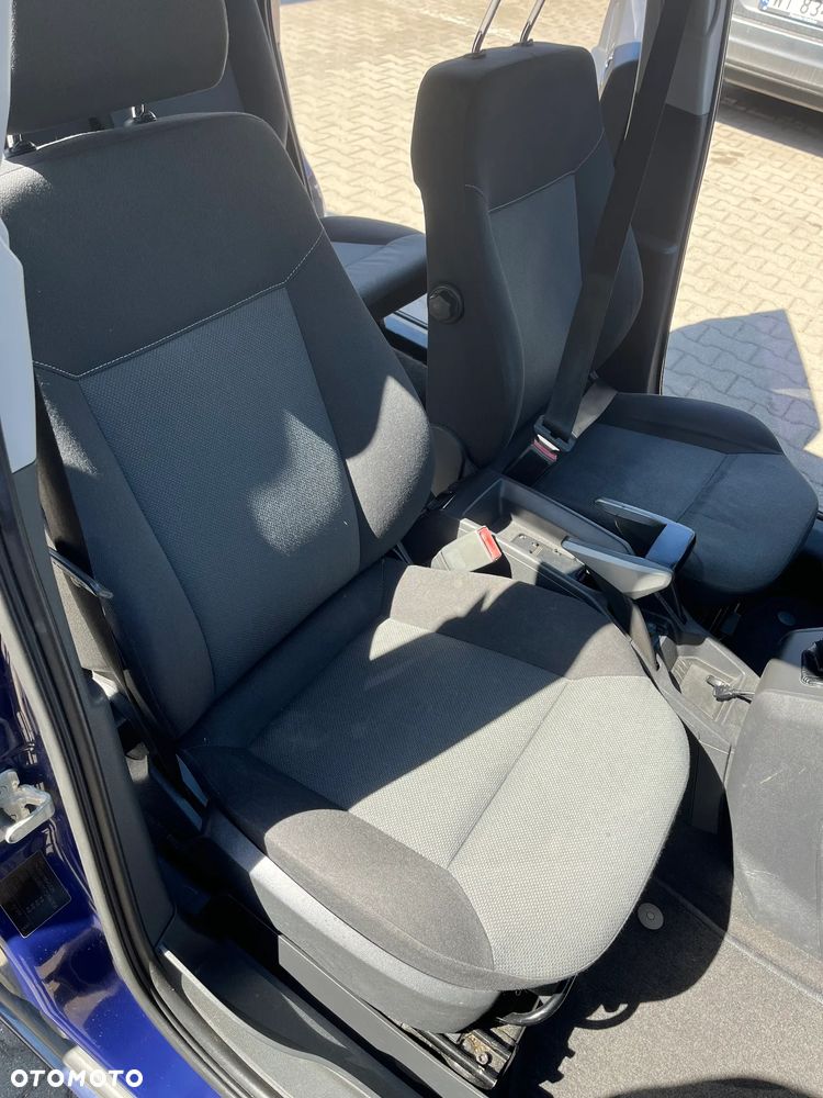 Opel Zafira 1.6 Essentia - 19