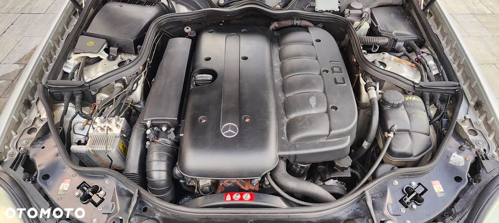 Mercedes-Benz Klasa E 320 CDI Classic DPF - 11