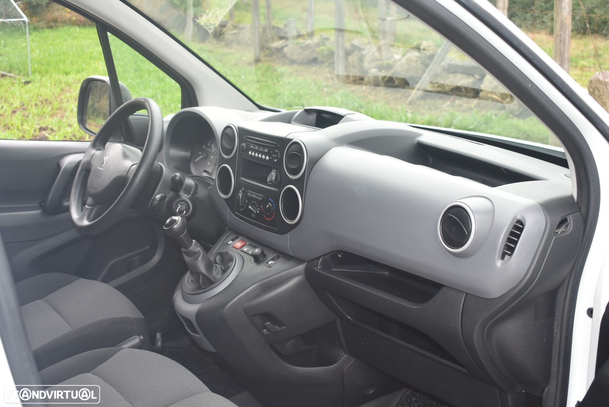 Peugeot Partner Outro - 9
