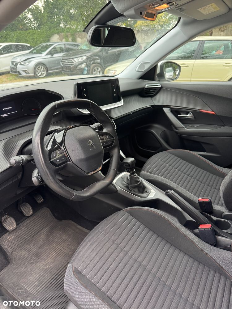 Peugeot 2008 1.2 PureTech Active Pack S&S - 20