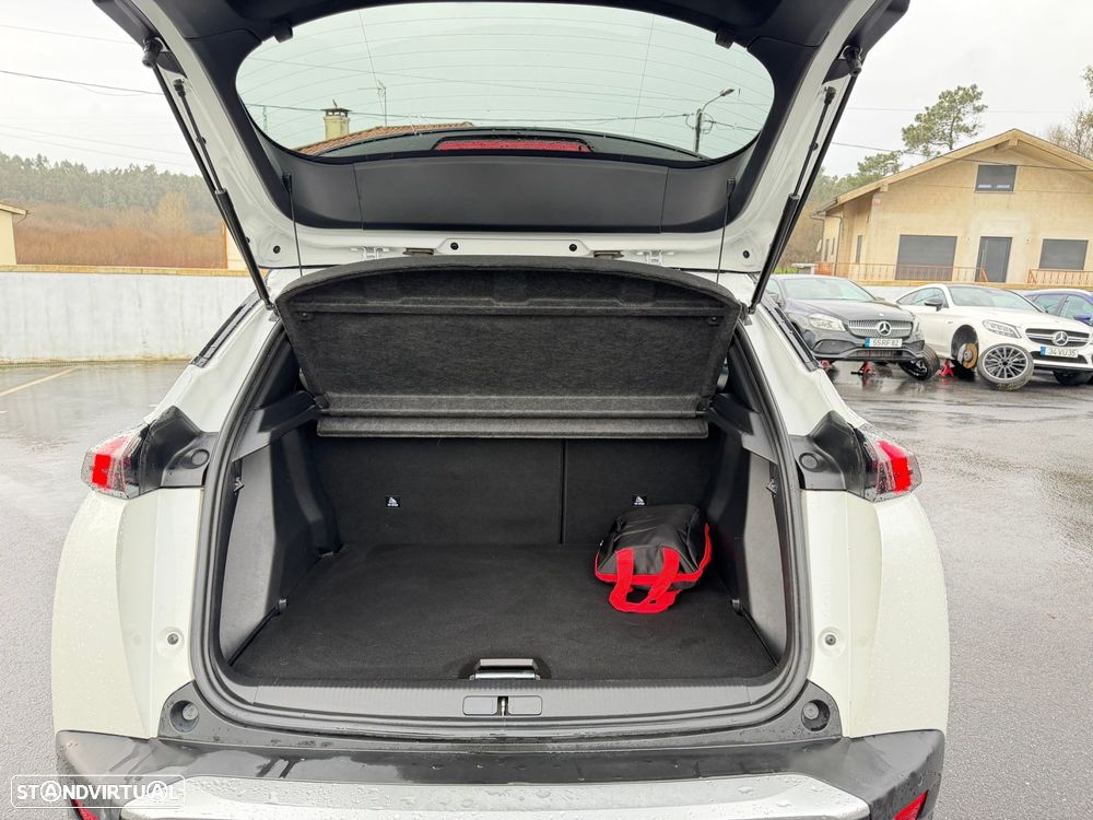Peugeot 2008 1.2 PureTech GT Line - 5
