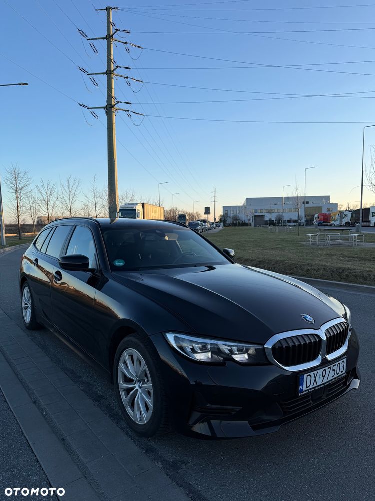 BMW Seria 3 320d xDrive - 22