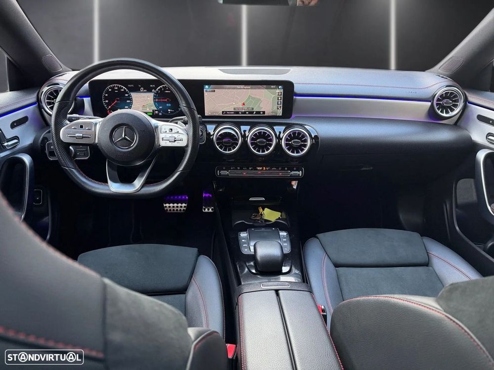 Mercedes-Benz CLA 250 e Shooting Brake AMG Line - 12