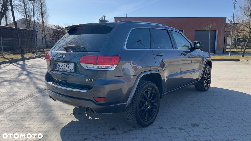 Jeep Grand Cherokee 5.7 V8 HEMI Summit - 5