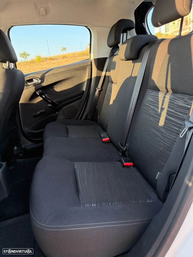 Peugeot 208 1.6 BlueHDi Access - 4