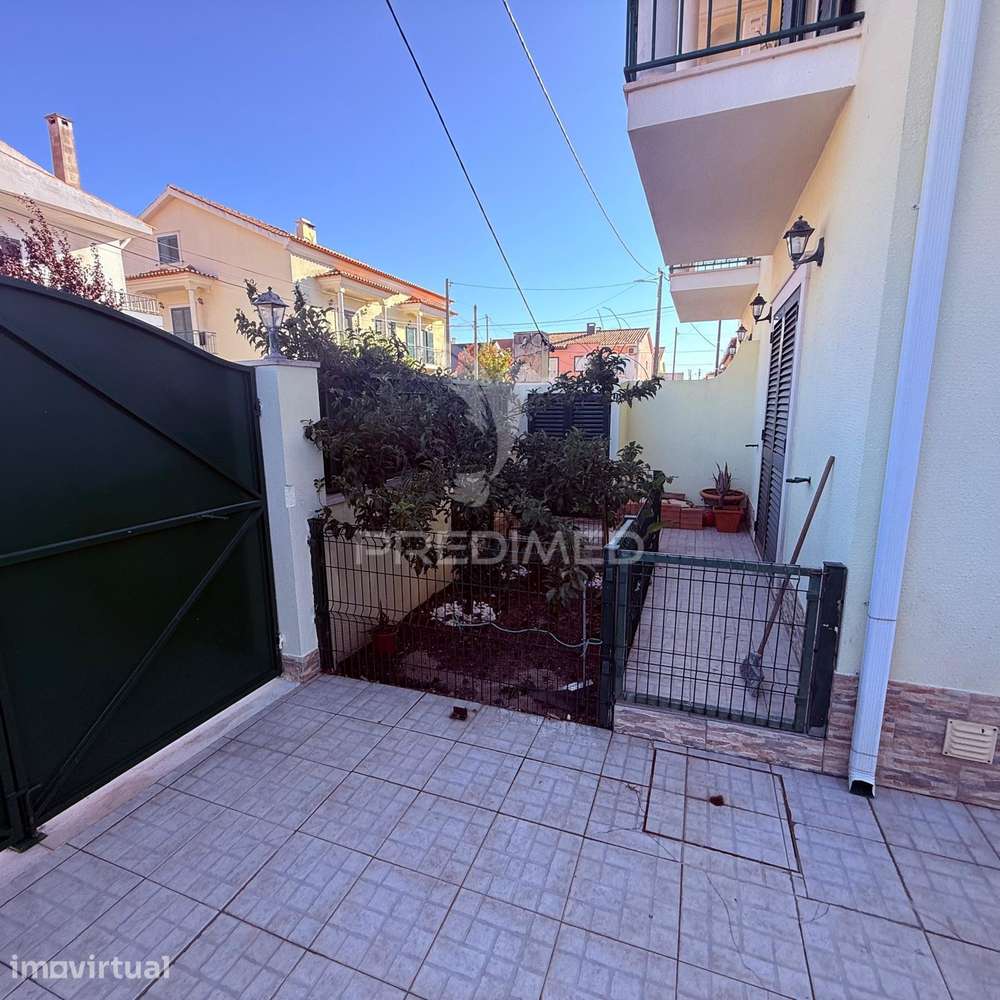 MORADIA GEMINADA T3 | QUINTA DO CONDE - Grande imagem: 2/32