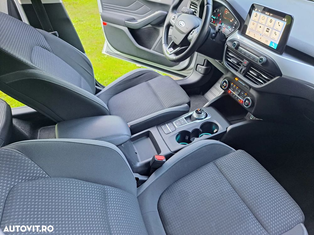 Ford Focus 1.5 EcoBlue Titanium - 34