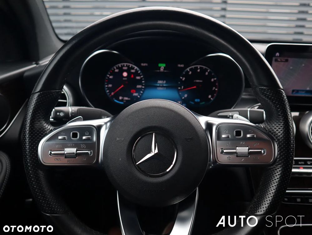 Mercedes-Benz GLC 200 4Matic 9G-TRONIC AMG Line - 23