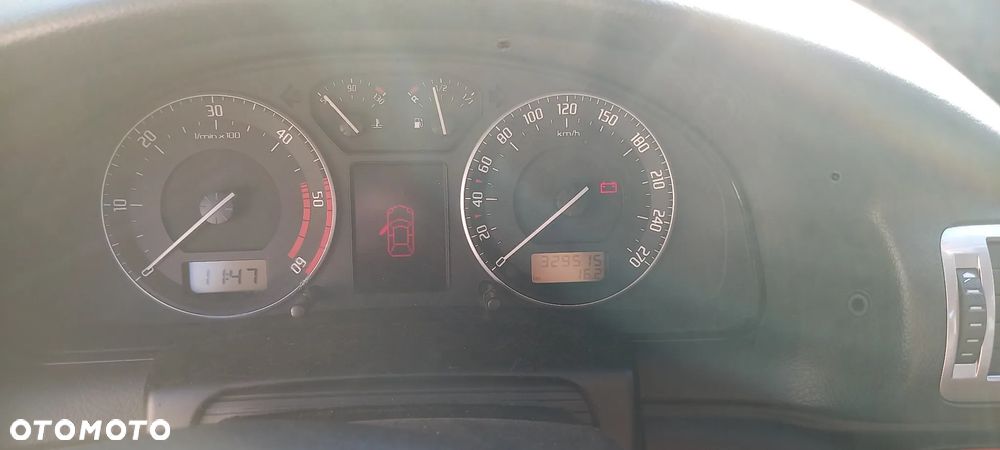 Skoda Superb 2.0 TDI DPF Platinum - 17
