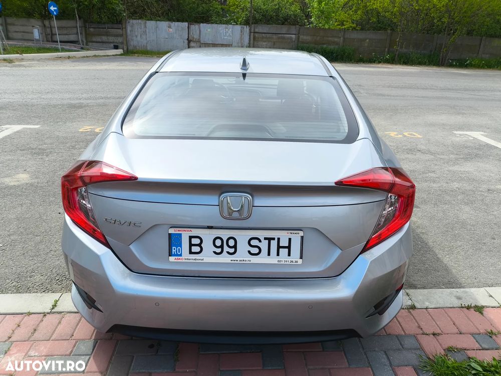 Honda Civic 1.5 VTEC Turbo Elegance Navi - 14