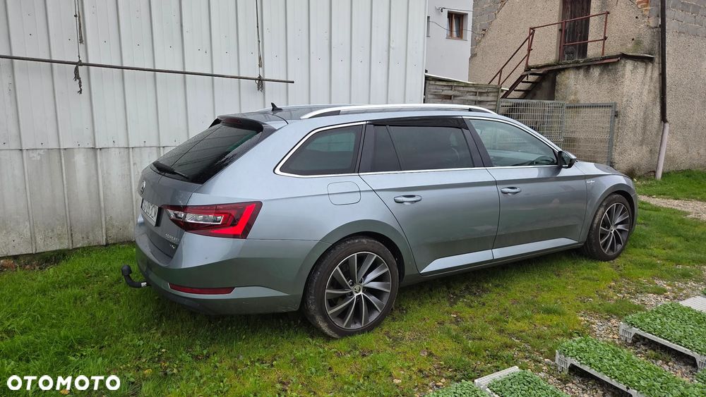 Skoda Superb 2.0 TDI 4x4 L&K DSG - 3