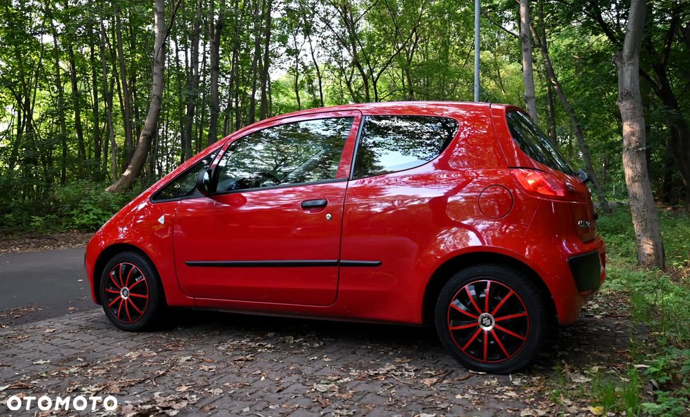 Mitsubishi Colt - 9