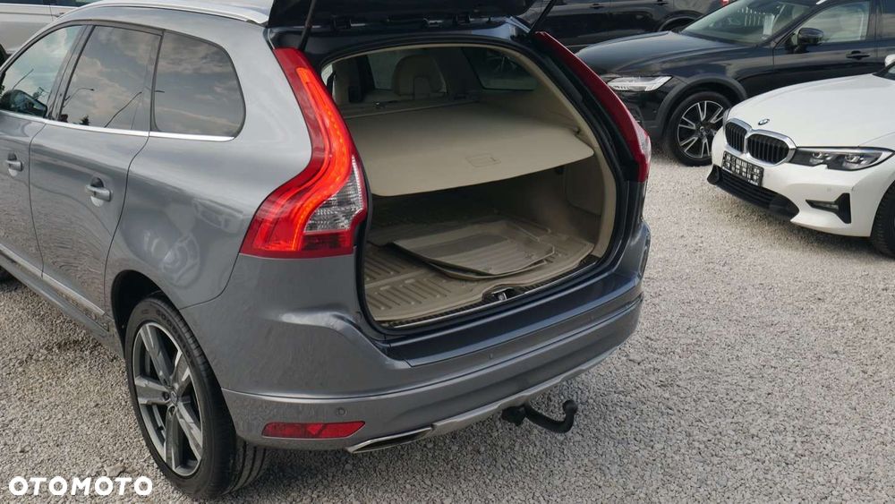 Volvo XC 60 - 30