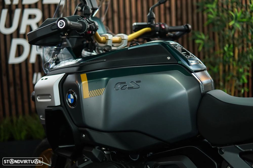 BMW R 1300 GS Adventure KARAKORUM Option 719 Akrapovic ASA - 32