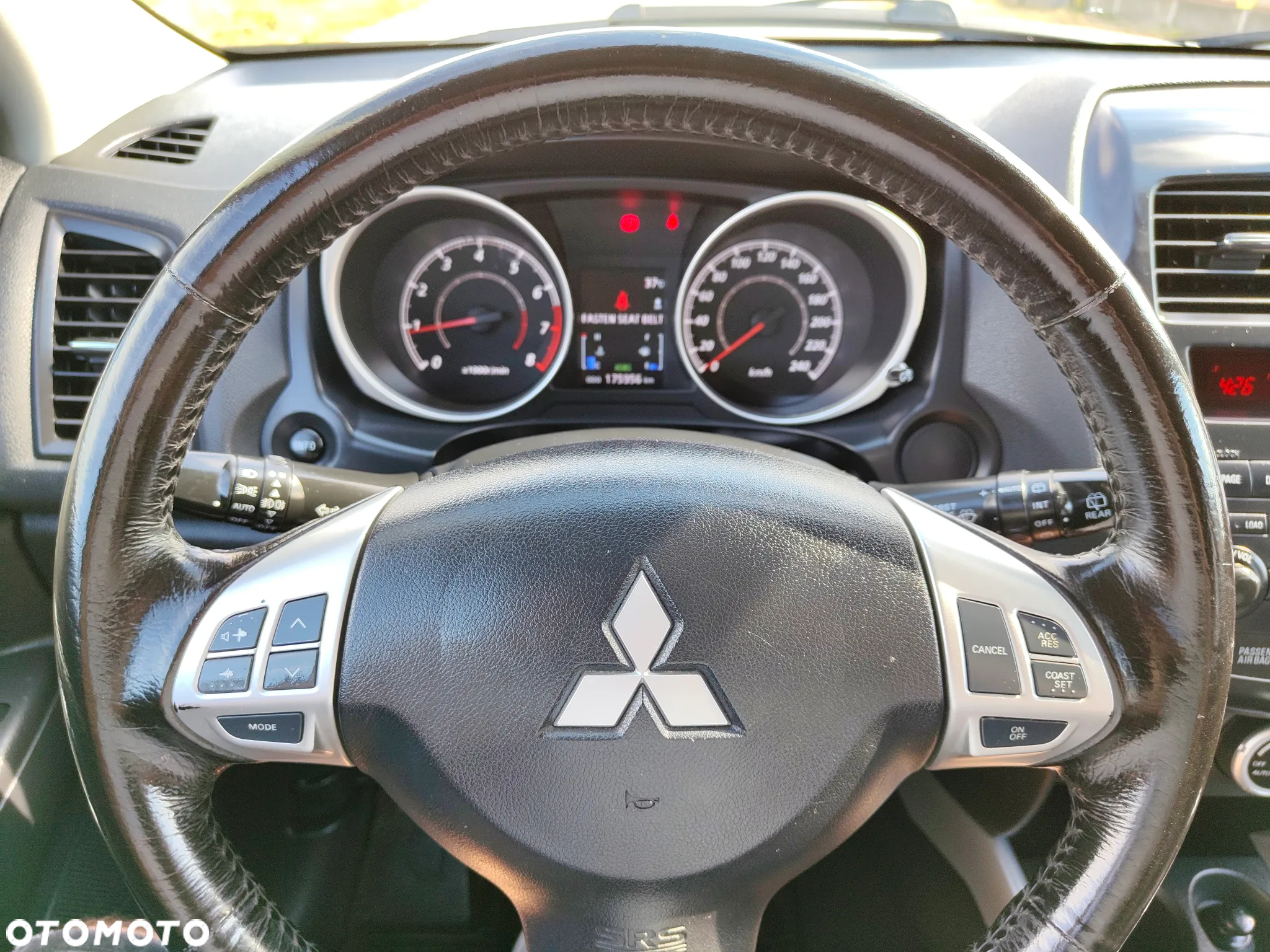 Mitsubishi ASX 1.6 2WD Comfort Edition - 14