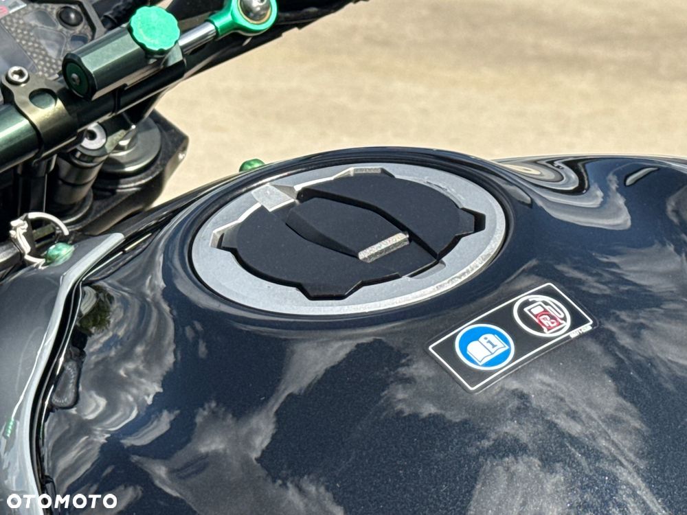 Kawasaki Z 900 - 17
