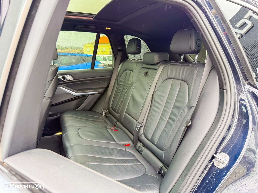 BMW X5 45 e xDrive Pack M - 33