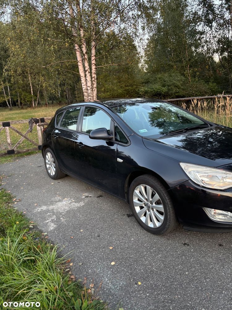 Opel Astra IV 1.6 T Cosmo - 17