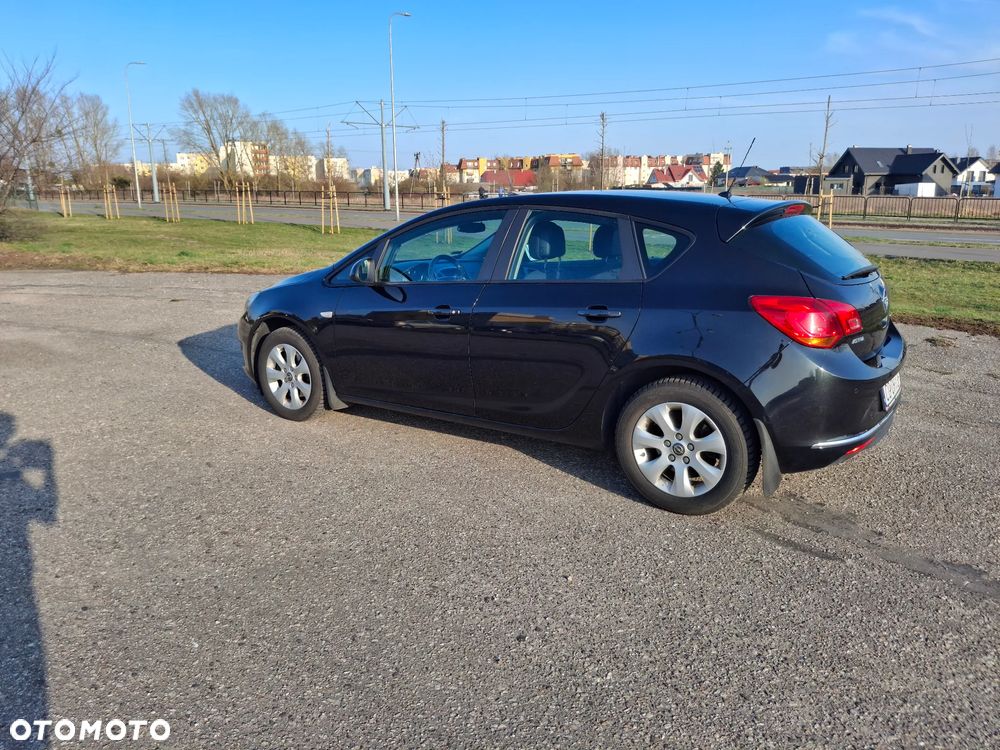 Opel Astra 1.7 CDTI Enjoy - 19