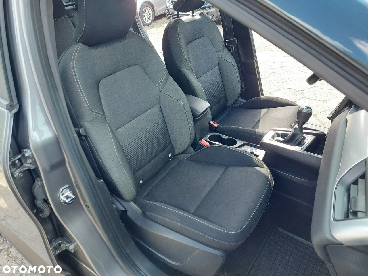 Renault Captur - 17