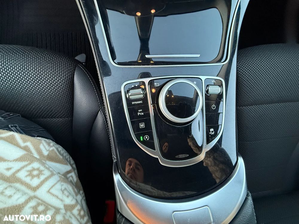 Mercedes-Benz GLC 220 d 4MATIC 9G-TRONIC - 13