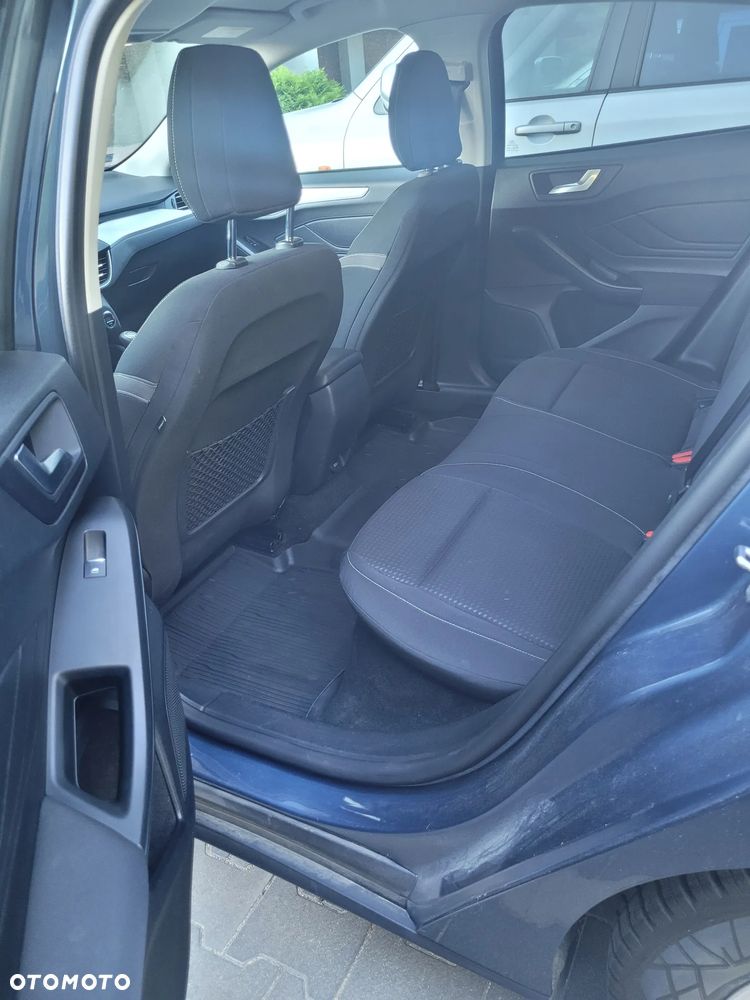 Ford Focus 1.0 EcoBoost Trend Edition - 8