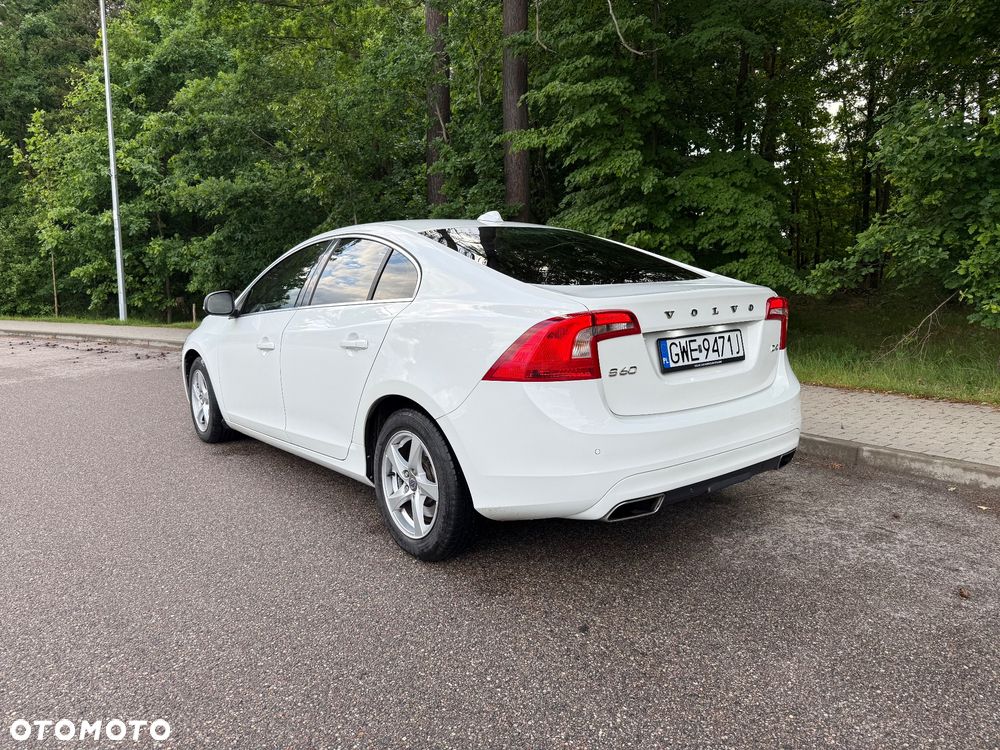 Volvo S60 D4 Drive-E R-Design Momentum - 6