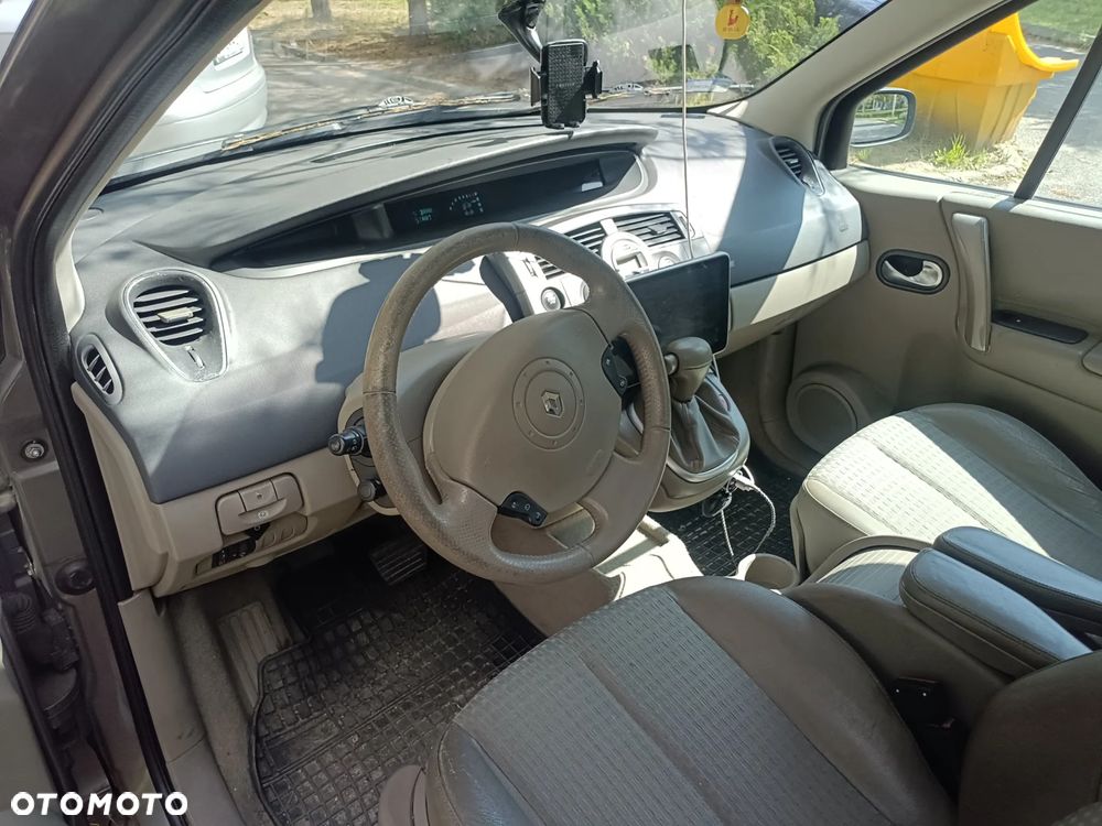 Renault Scenic - 5