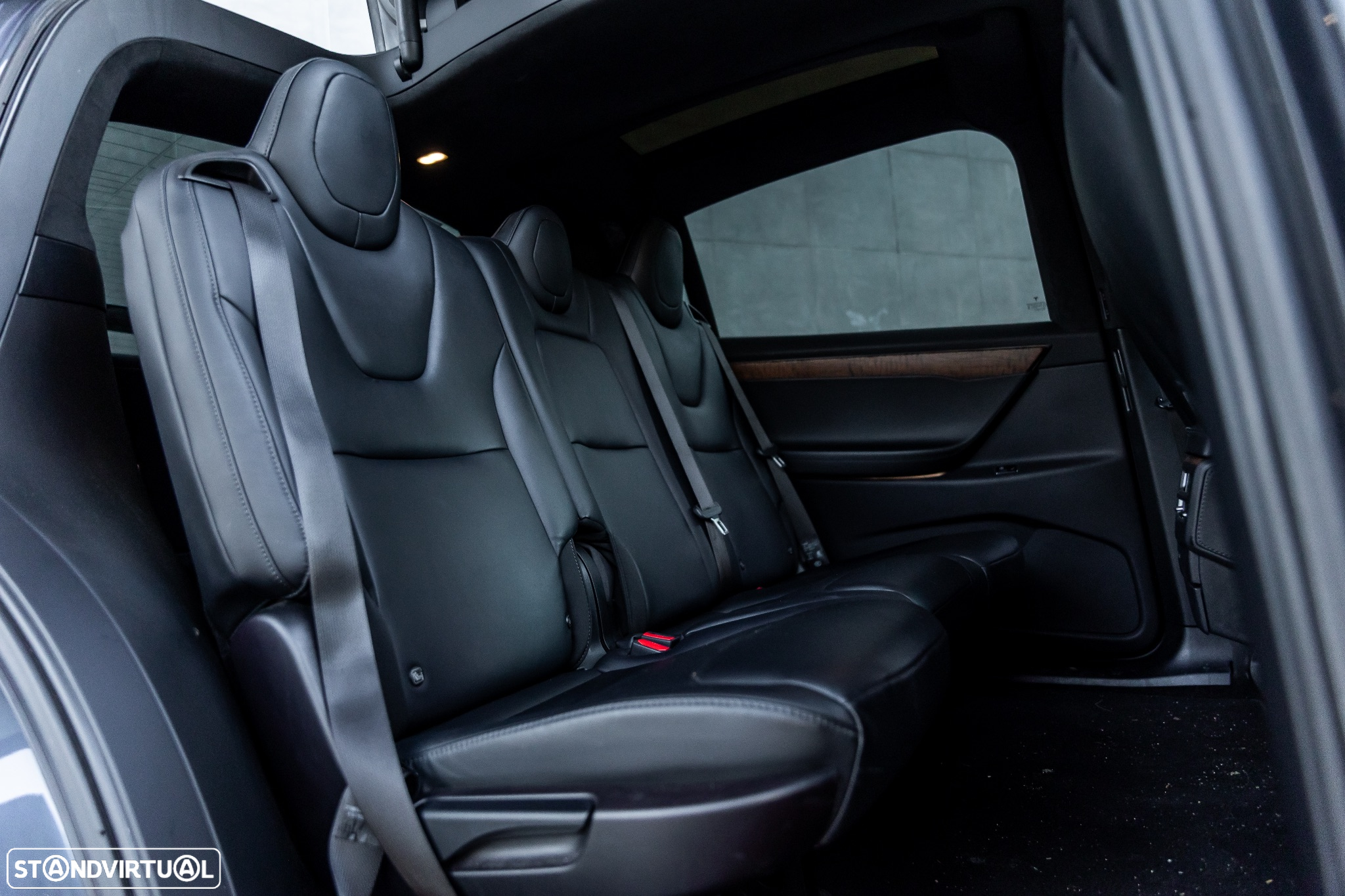 Tesla Model X Long Range - 10