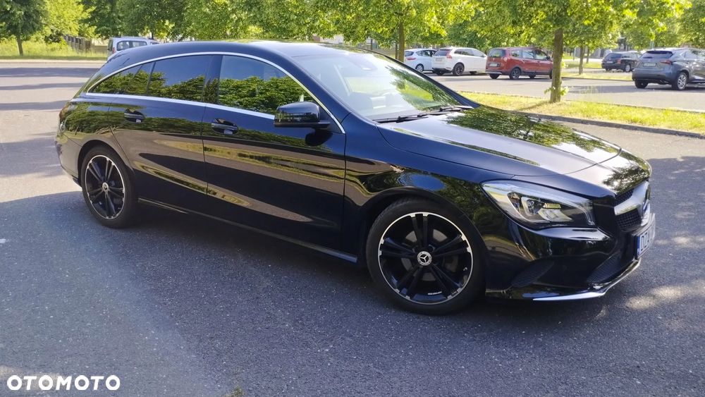 Mercedes-Benz CLA 180 7G-DCT - 9
