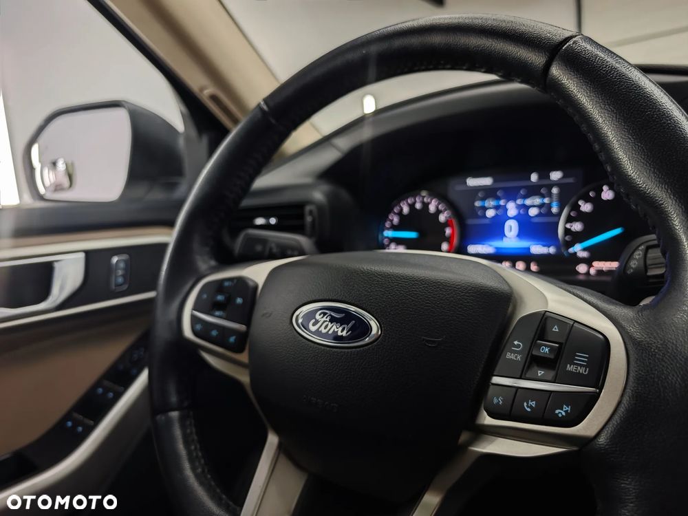 Ford Explorer EcoBoost Plug-in Hybrid PLATINUM - 23