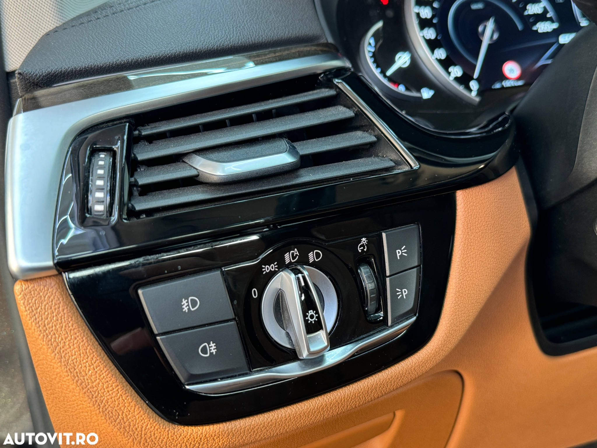 BMW Seria 5 530e xDrive AT PHEV - 15
