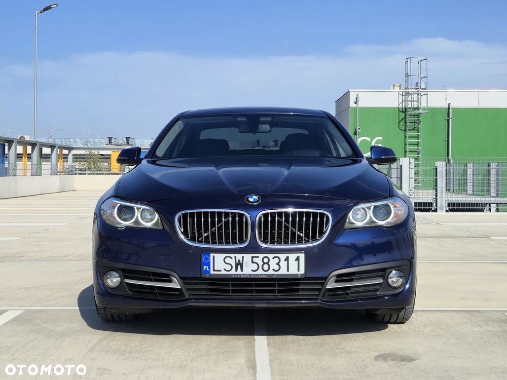 BMW Seria 5 535i xDrive Sport-Aut - 4